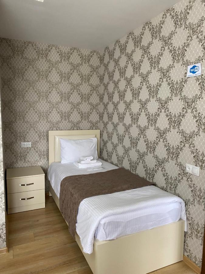Hotel Sharl Ninotsminda Экстерьер фото