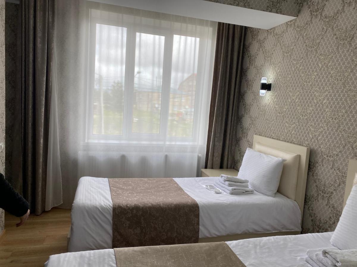 Hotel Sharl Ninotsminda Экстерьер фото