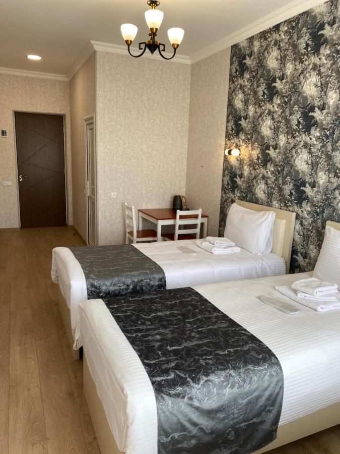 Hotel Sharl Ninotsminda Экстерьер фото